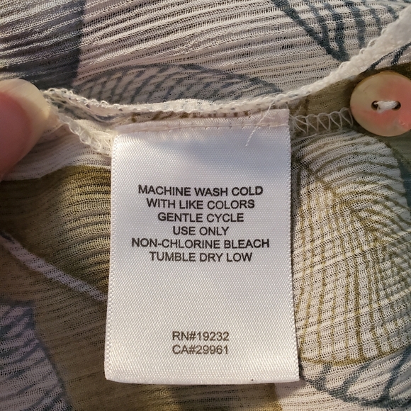 Alfred Dunner Woman's Sheer Top EUC - Picture 4 of 8